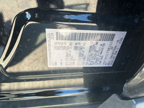 Used 2025 Nissan Rogue SV FWD image 31