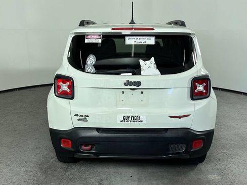 Used 2016 Jeep Renegade Trailhawk w/ Cold Weather Group AWD/4WD image 4