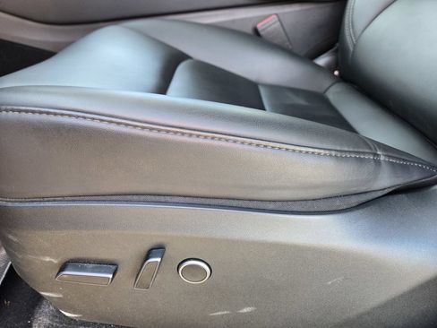 Used 2023 Tesla Model Y Long Range AWD/4WD image 13