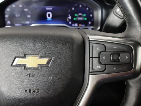 Used 2023 Chevrolet Silverado 1500 LT AWD/4WD image 10
