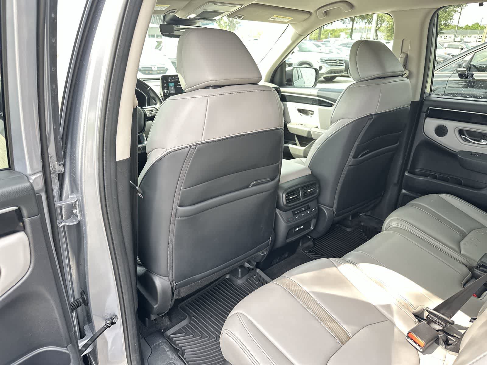 Used 2023 Honda Pilot EX-L image 17
