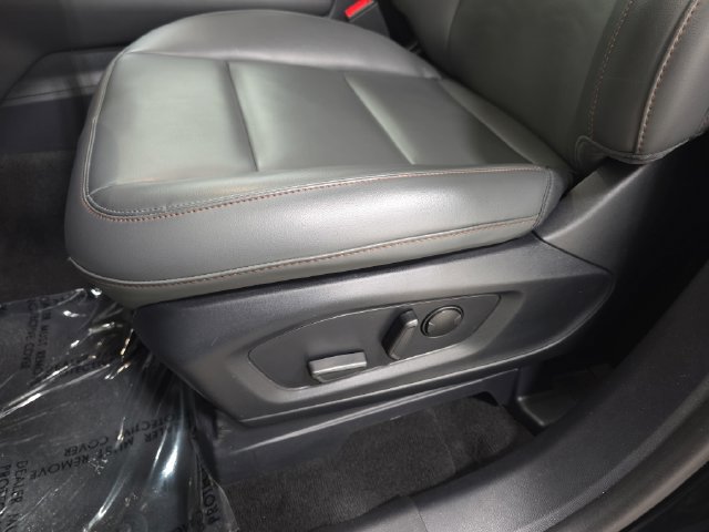 Used 2026 Ford Explorer Active w/ Active Comfort Package AWD/4WD image 29