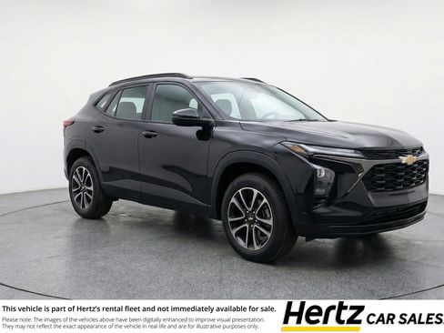 Used 2025 Chevrolet TrailBlazer LT w/ Driver Confidence Package image 1