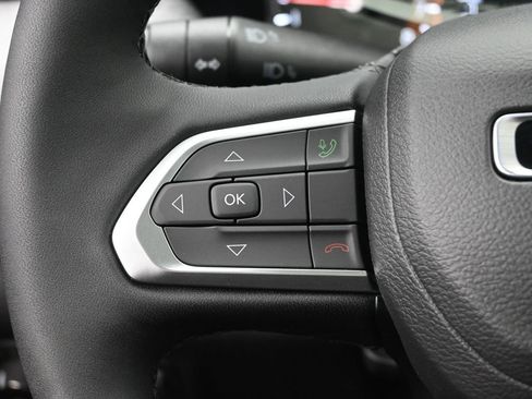 New 2025 Jeep Compass Latitude w/ Sun & Sound Group image 13