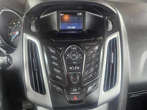 Used 2014 Ford Focus SE w/ Equipment Group 201A FWD image 15