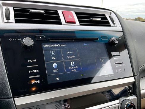 Used 2017 Subaru Outback 2.5i Premium image 31