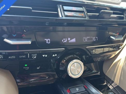 Used 2025 Acura MDX FWD image 26