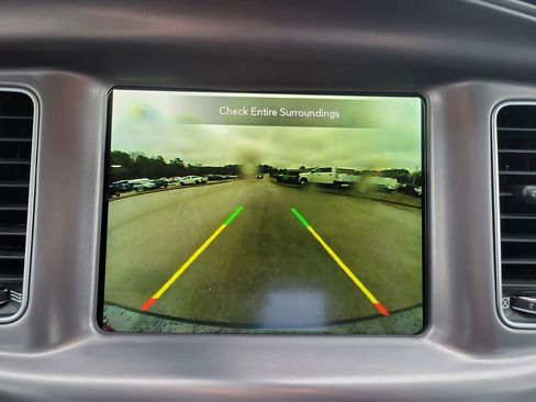 Used 2023 Dodge Charger SXT image 17