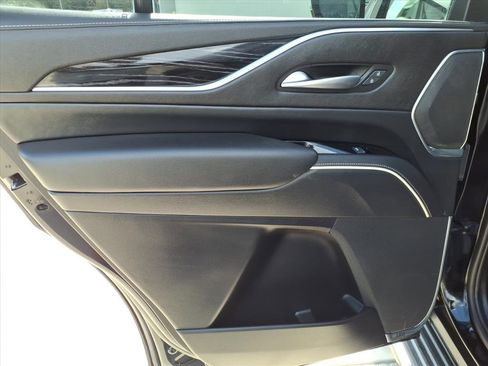 Used 2023 Cadillac Escalade Sport image 12