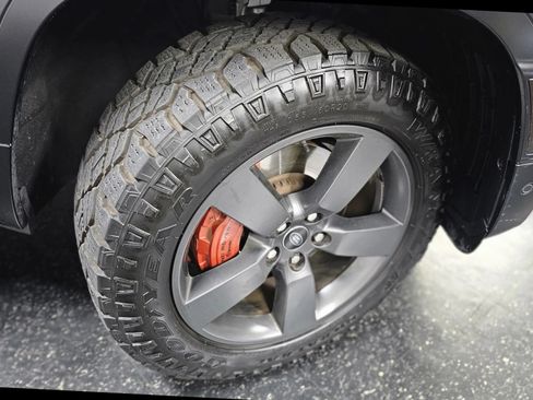 Used 2023 Land Rover Defender 110 X AWD/4WD image 10