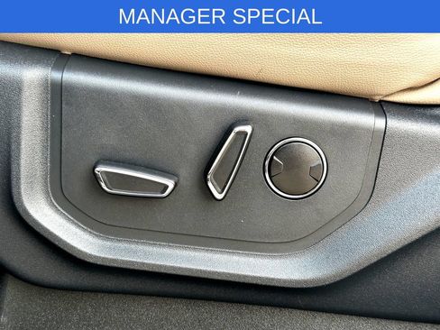 Used 2024 Ford Expedition Limited RWD image 12
