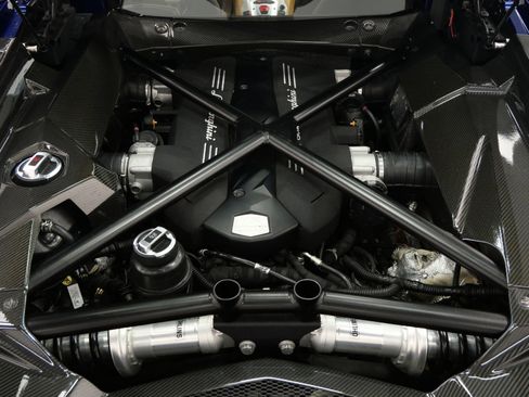 Used 2014 Lamborghini Aventador LP 700-4 image 47