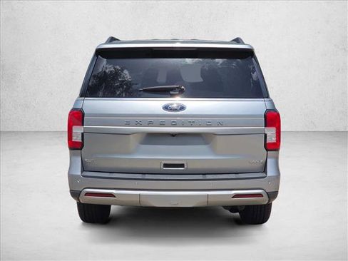 Used 2024 Ford Expedition Limited RWD image 6