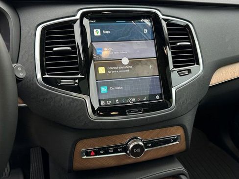 Certified 2025 Volvo XC90 T8 Plus w/ Protection Package Premier image 24