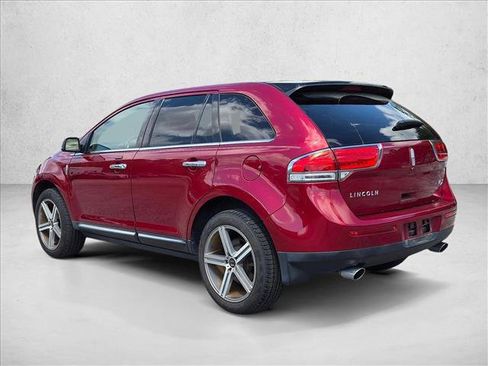 Used 2013 Lincoln MKX FWD image 7