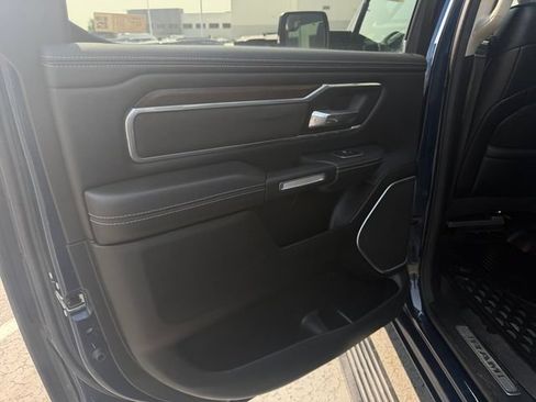 Used 2022 RAM 1500 Laramie AWD/4WD image 35