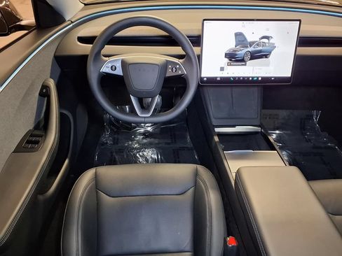 Used 2024 Tesla Model 3 Standard Range RWD image 10