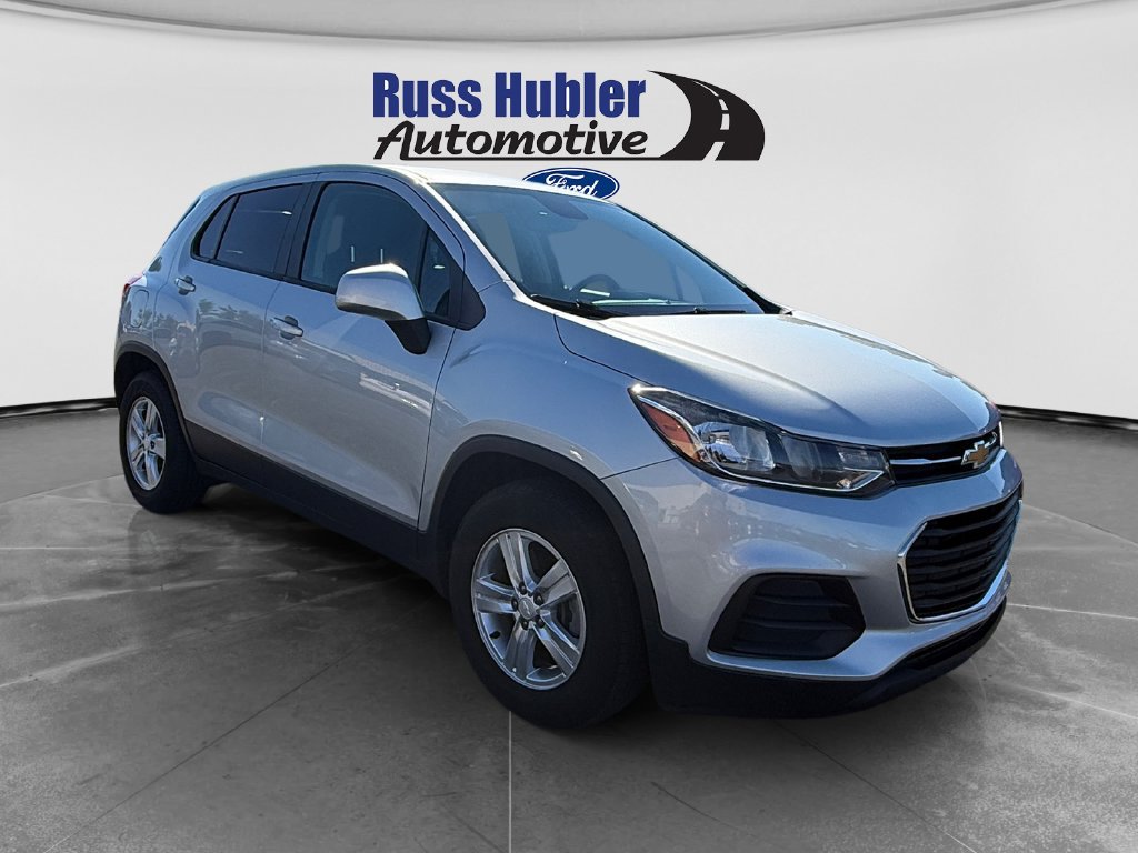 Used 2020 Chevrolet Trax LS w/ Tint and Cruise Package FWD image 9