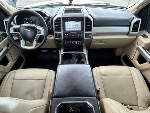 Used 2019 Ford F250 Lariat w/ Lariat Ultimate Package AWD/4WD image 12