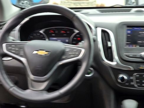 Used 2022 Chevrolet Equinox LT image 24