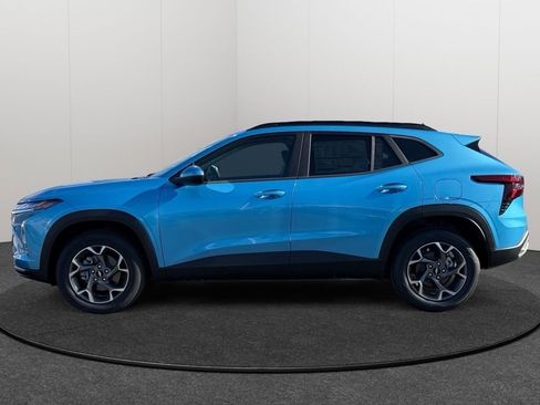 New 2026 Chevrolet Trax LT image 2