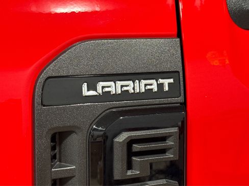 Used 2023 Ford F350 Lariat w/ Sport Appearance Package image 15
