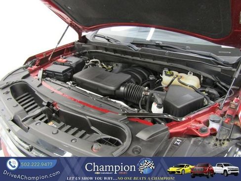 Used 2022 Chevrolet Suburban RST w/ Luxury Package RWD image 48