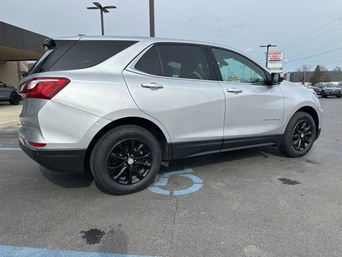 Used 2019 Chevrolet Equinox LT image 10