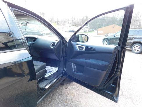 Used 2013 Nissan Pathfinder SV w/ Trailer Tow Pkg image 13