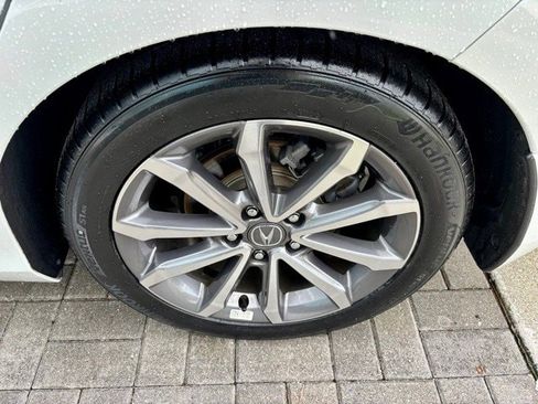 Certified 2023 Acura Integra image 10