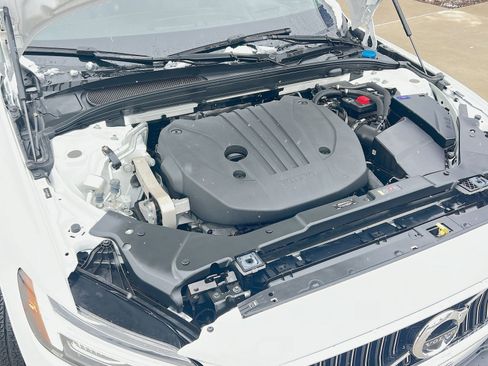 Certified 2022 Volvo S60 B5 Inscription image 27