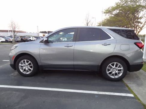 Used 2024 Chevrolet Equinox LT image 11