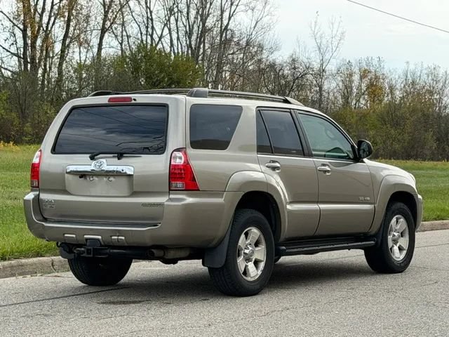 Used 2006 Toyota 4Runner SR5 AWD/4WD image 15