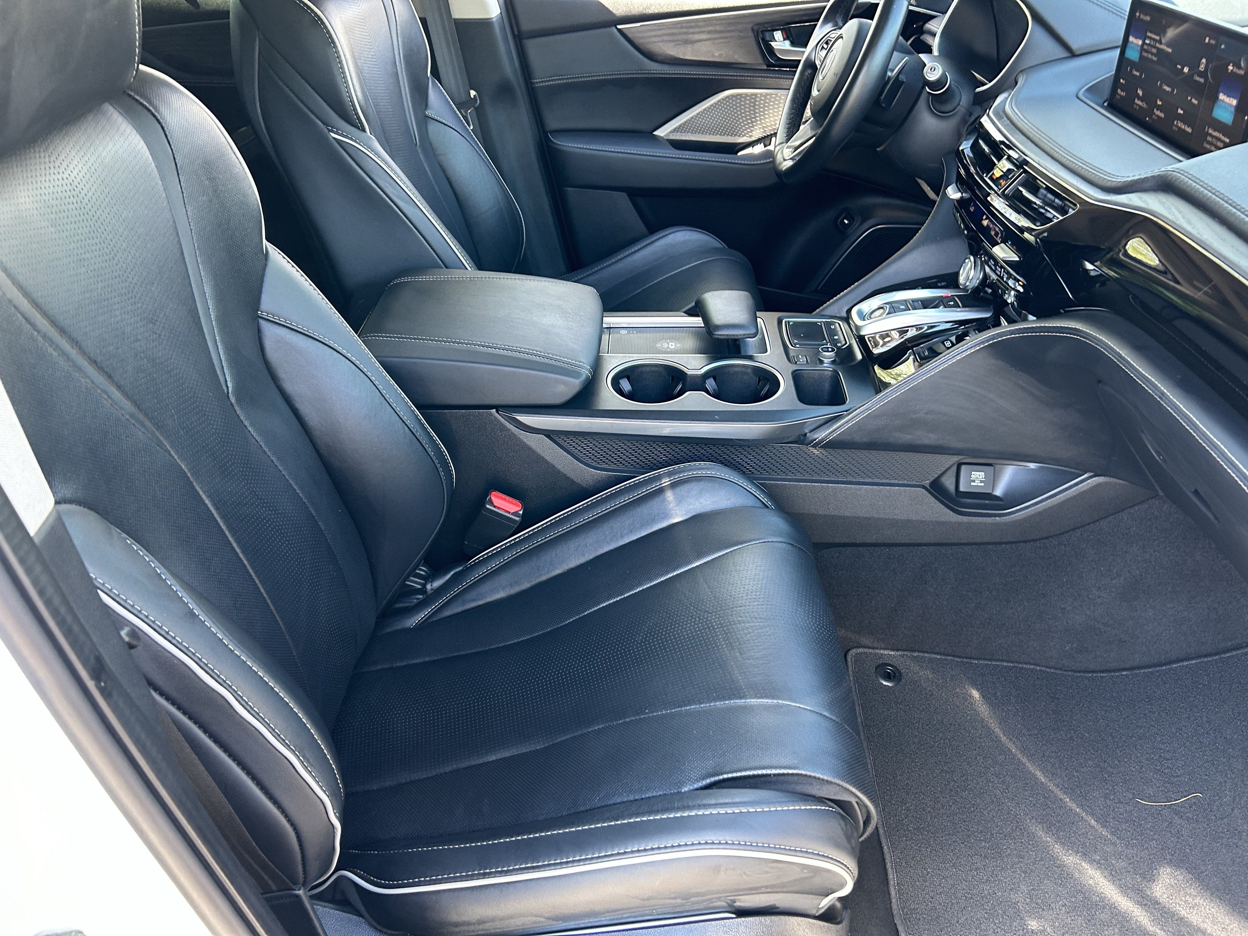 Used 2023 Acura MDX w/ Advance Package AWD/4WD image 9