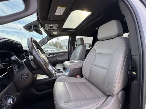 Used 2022 GMC Sierra 1500 SLT w/ SLT Premium Plus Package image 17