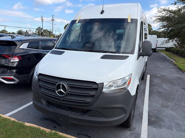 Used 2026 Mercedes-Benz Sprinter 2500 image 3