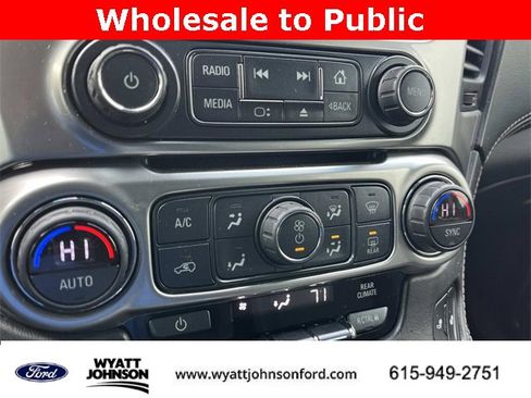 Used 2018 Chevrolet Suburban LT image 37