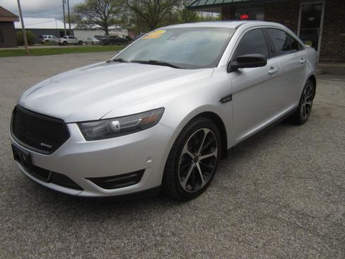 Used 2015 Ford Taurus SHO w/ Equipment Group 401A AWD/4WD image 4