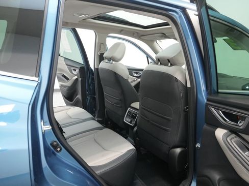 Used 2023 Subaru Forester Limited w/ Popular Package #3 image 28