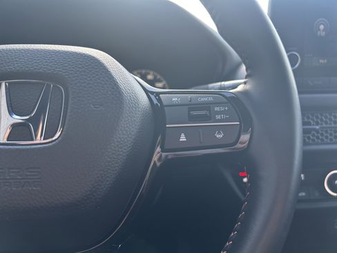 Certified 2025 Honda HR-V Sport image 19