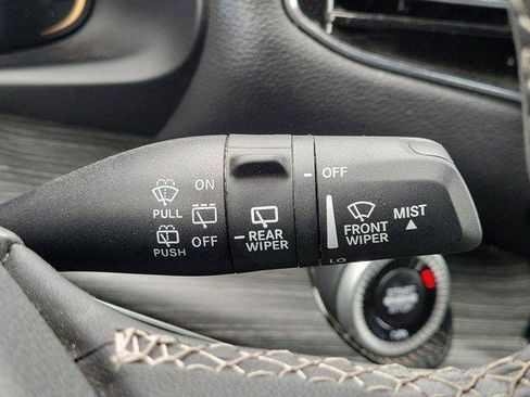 Used 2024 Jeep Wagoneer Series III AWD/4WD image 29