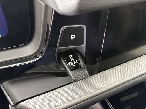 Certified 2025 Porsche Cayenne image 32