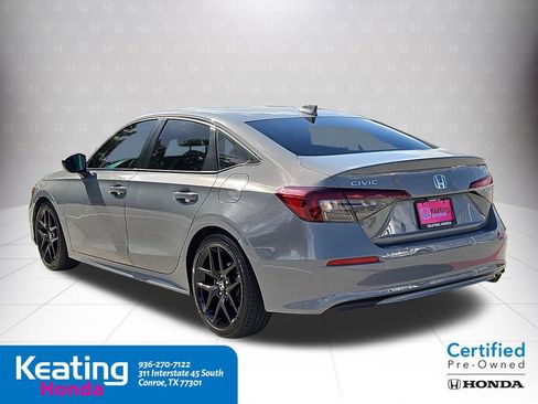 Used 2025 Honda Civic Sport image 5