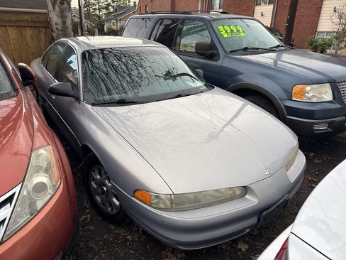 Used 2000 Oldsmobile Intrigue GX image 1