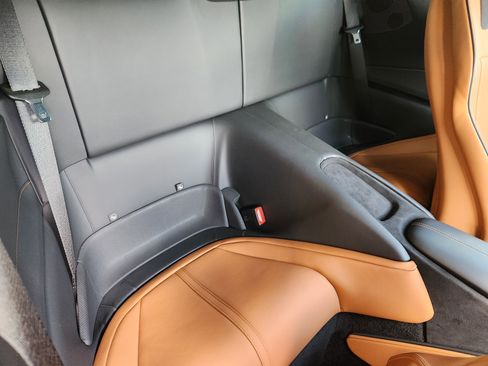 Used 2022 Ferrari Roma Base image 59