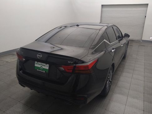 Used 2023 Nissan Altima 2.5 SV w/ SV Premium Package FWD image 7