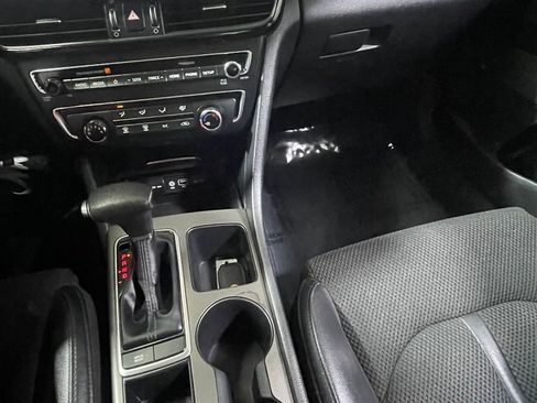 Used 2020 Kia Optima S w/ S Panoramic Sunroof Package image 43