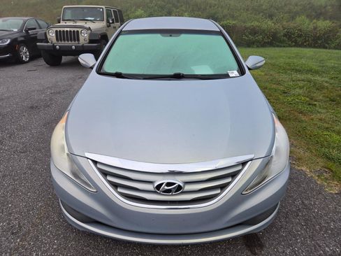 Used 2014 Hyundai Sonata GLS w/ Popular Equipment Group 2 FWD image 2