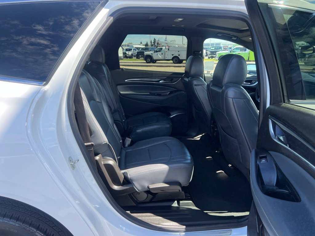 Used 2023 Buick Enclave Essence w/ Experience Buick Package FWD image 46