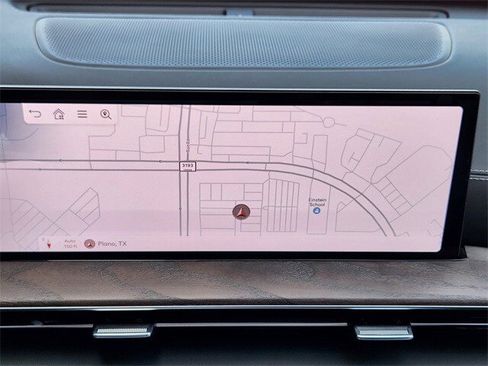 Used 2025 Genesis GV80 2.5T Prestige image 13